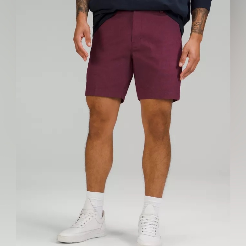 Lululemon Men’s Commission Classic-Fit Short 7" *Oxford
